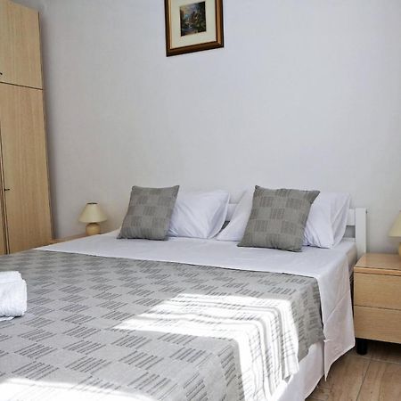 Apartmani Cili Miletici エクステリア 写真