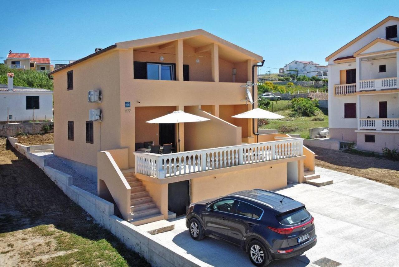 Apartmani Cili Miletici エクステリア 写真