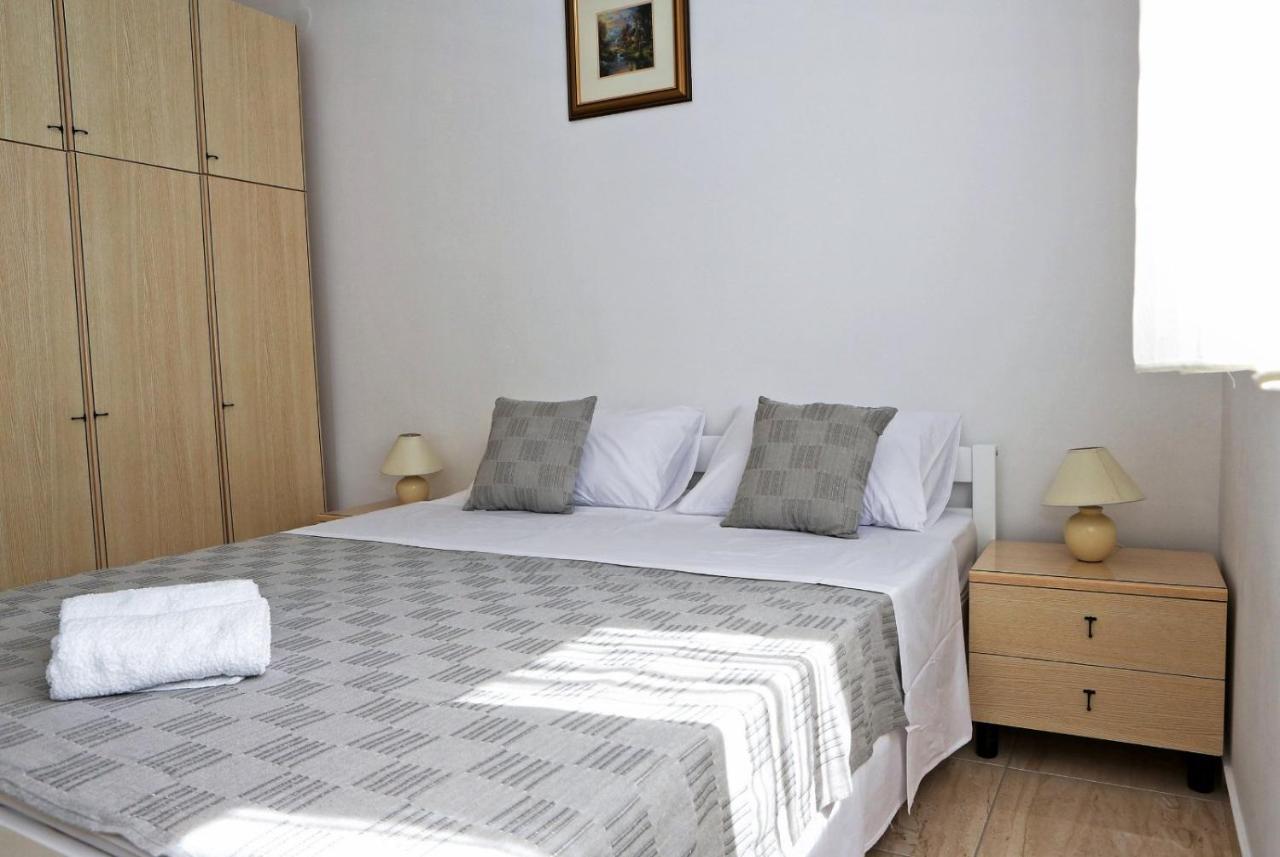 Apartmani Cili Miletici エクステリア 写真